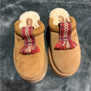UGG Tan Suede Slippers with Red and Cream Accents